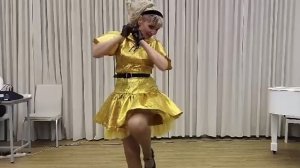 "Я милого узнаю по походке"