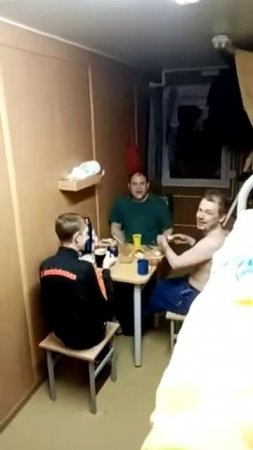 Муж на вахте. Ночной жор.