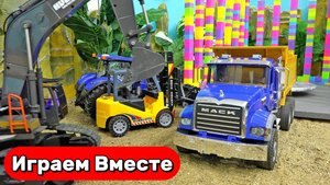 Играем в машинки ! Машинки Мультики ! Город Игрушек ! Машинки помогают друг другу 🚗🚗