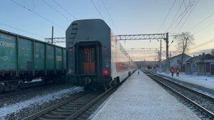 Прибытие на ст.Медвежья Гора, отправление двухэтажного поезда, апрель 2025 года