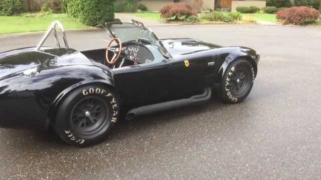 427 Cobra 427SC CSX4133 idling