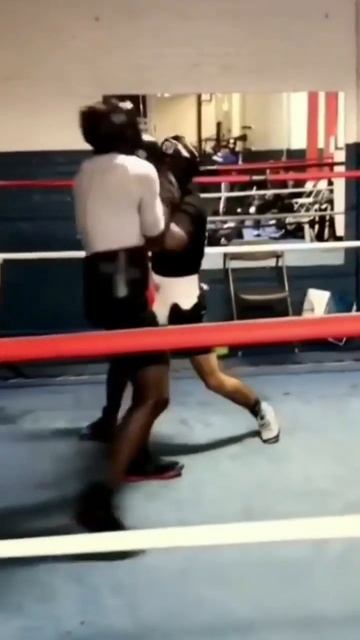 апперкот в деле #Uppercuts