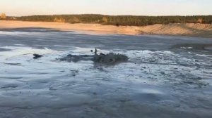 Зыбучие Пески. Как вытащить мотоцикл из песка..