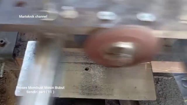 Membuat Mesin Bubut Sendiri part ( 11 ) смотреть онлайн