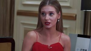 Кристина Асмус назвала клеветой скандальное отстранение ее от роли в сериале«Склиф»