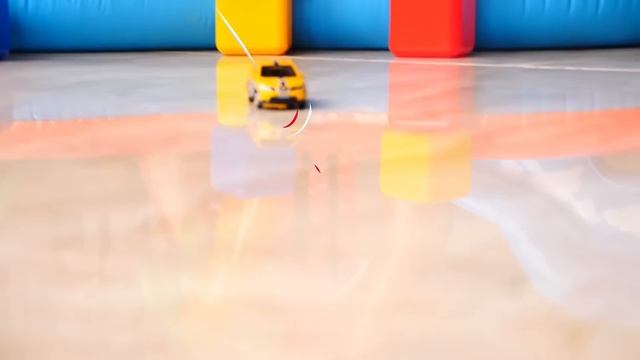 Машины помощники: чиним дамбу и строим новый парк!