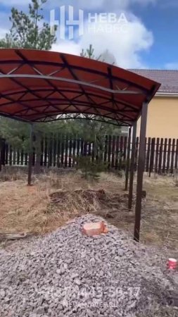 Навес для дачи с крышей из поликарбоната