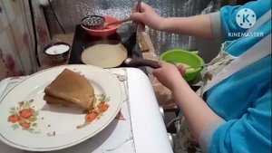 Дед строит сарай из старья/хотим несушек