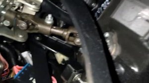 Стук при повороте руля гранта.