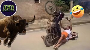 Жизнь смешных и уморительных людей 😆 #Попробуй не рассмеяться 😂 Подборка неудач