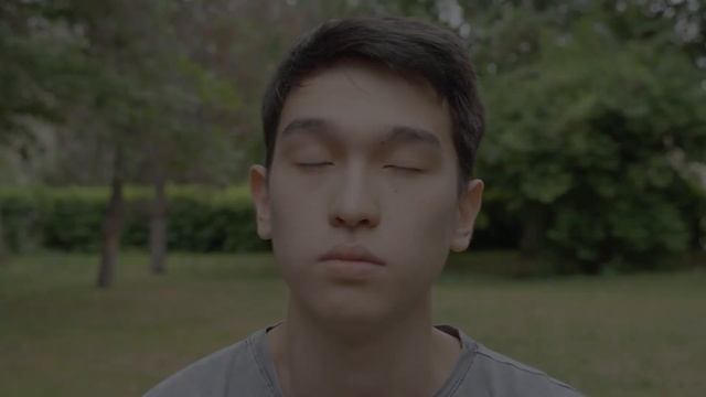 Joji - Slow Dancing In The Dark смотреть онлайн