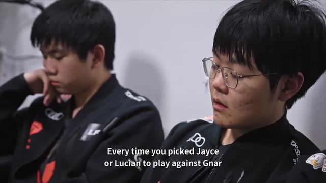 TES Karsa scolding 369 for his performance смотреть онлайн