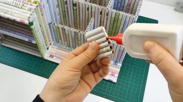 DIY - Makeup Organizer - How to make a Desktop Cosmetic Storage from Waste Paper