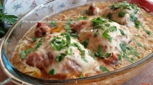 Куриные бедра в луково-сырном соусе