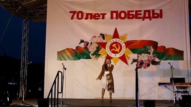 9.05.2015 Арина Филатова - Нас бьют мы летаем