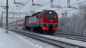 ЭП2К-331 с обновлённым составом поезда Оренбург - Москва
