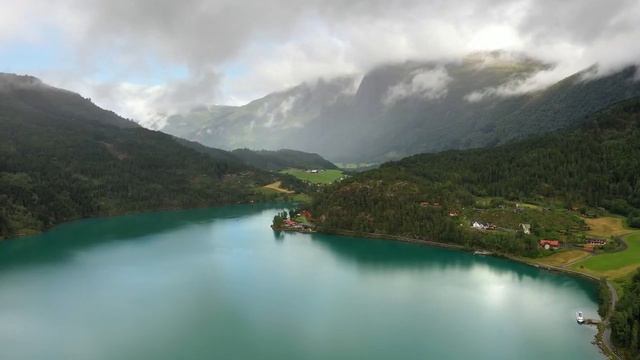 The father installed a "hidden camera" in the kitchen and saw "terrible FOOTAGE.".. смотреть онлайн