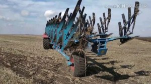 Немецкий плуг LEMKEN Diamant 11 в работе