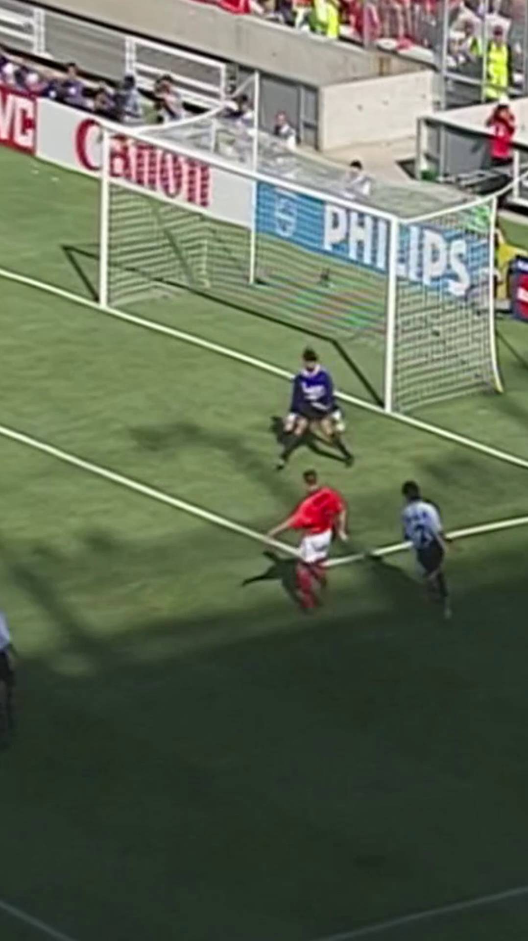 Голландия 2-1 Аргентина - ЧМ 1998. Гол Бергкампа смотреть онлайн