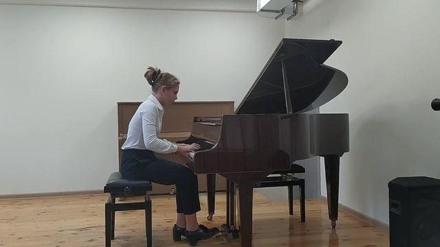 VID_20250409_193657_244