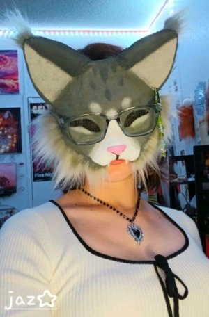 У МЕНЯ ЕСТЬ ХЕЙТЕРЫ!?