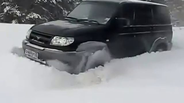 УАЗ Patriot Блокировки зимой ! смотреть онлайн