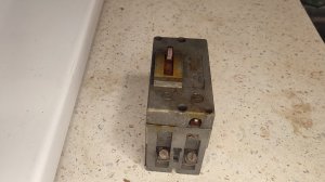 автоматический выключатель АК 63-2м порадовал серебром.mp4