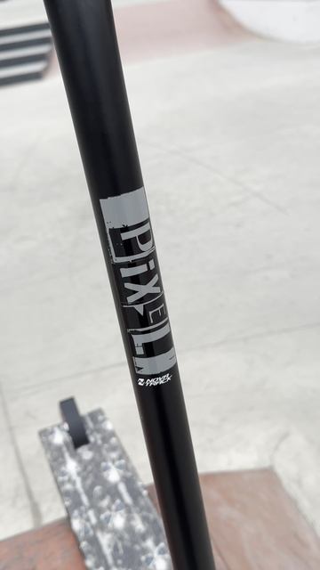 Трюковый самокат PIXEL PRO BL