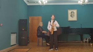 Исаак Нина Ж. Металлиди "Лунная дорожка"