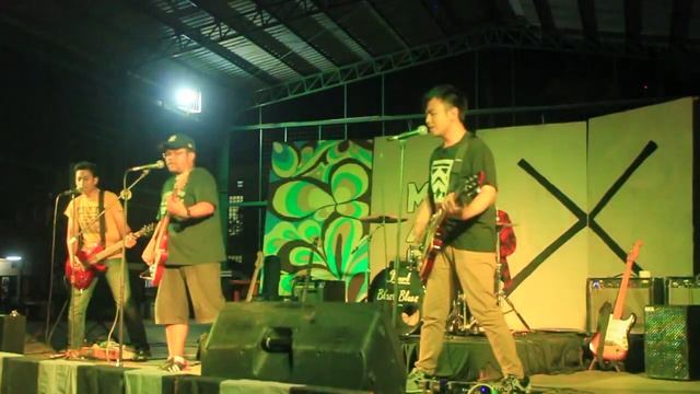 Waiving Wednesday - Smooth Criminal (Cover, Live at MAFxTakiss) смотреть онлайн