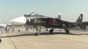 МАКС-2019. Экспериментальный палубный истребитель Су-47 "Беркут" на статической площадке.