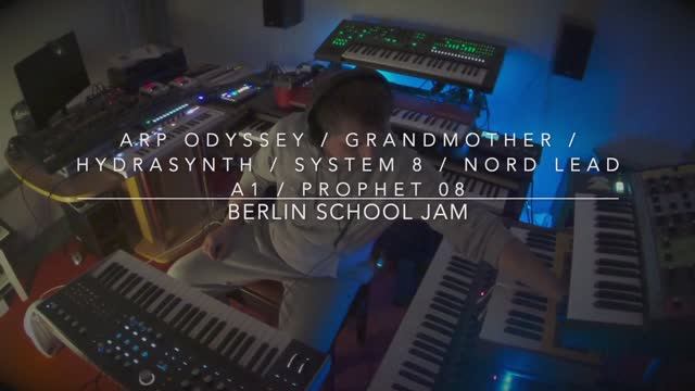 Berlin School Jam with Odyssey ⧸ Grandmother ⧸ Hydrasynth ⧸ Prophet 08 ⧸ System 8 ⧸ Nord Lead A1