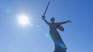 Мамаев Курган - символ мужества и стойкости советских солдат времен Великой Отечественной войны.