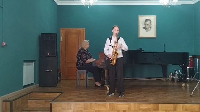 Исаак Нина И. Шильцева "Шмелиный уик-энд" смотреть онлайн