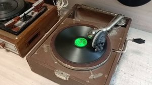 "Желтые ботиночки"