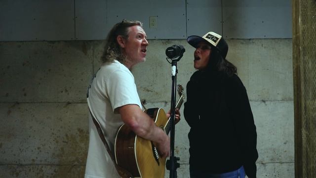 Joe Perry and Velvet Cordes - Need You Now