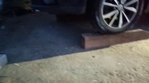 вместо ямы, самодельный подъемник