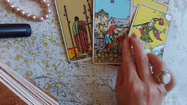 Что он думает обо мне прямо сейчас/Онлайн-расклад смотреть онлайн