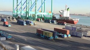 Пекин увеличил с 34% до 84% дополнительные ввозные пошлины на товары из США