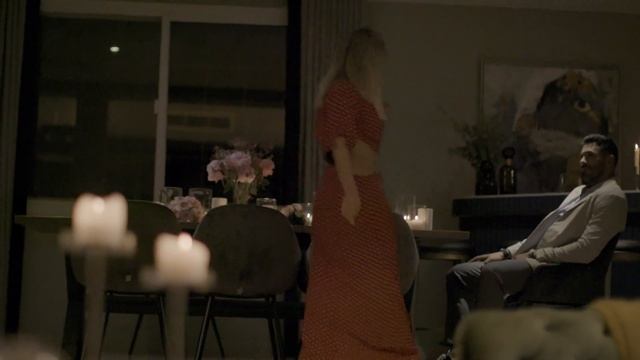 Nadine Chammas - 3eesh El Lahza смотреть онлайн