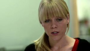 English File intermediate plus 4th practical english episode  3 _Ep3_Police_report