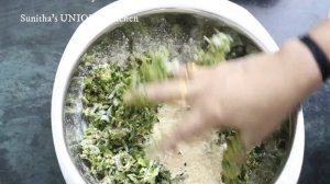 കറുമുറെ കൊറിക്കാന് പാലക്ക് / ചീര പകോട.. Palak pakoda | Spinach Fritters |Pakoda Recipe In Malayala