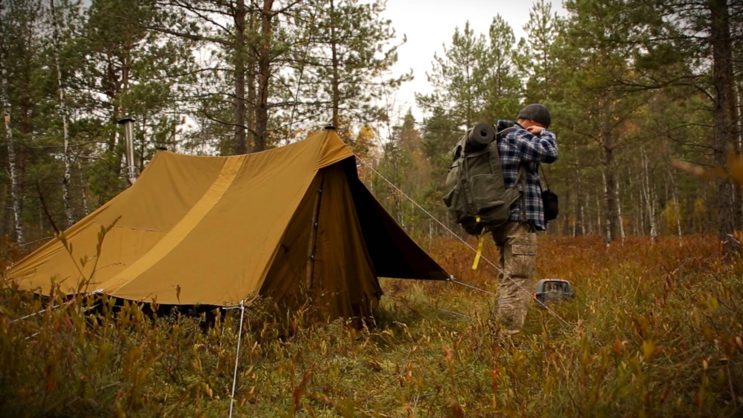 В палатке СССР на осеннем болоте с Муськой смотреть онлайн