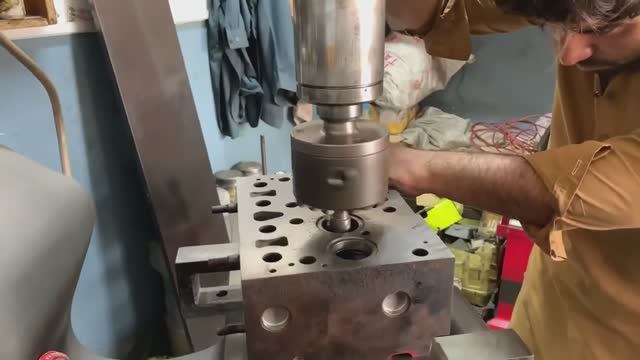 Капитальный ремонт головки двигателя.