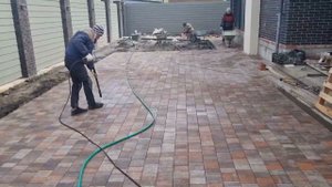 Мойка тротуарной плитки