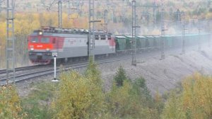 Электровоз ВЛ85-056 в сцепке с хоперами | Железная дорога в Сибири