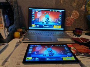 стрим по бравлу на аккаунте Hyra