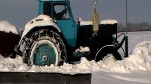 МТЗ-80 на цепях