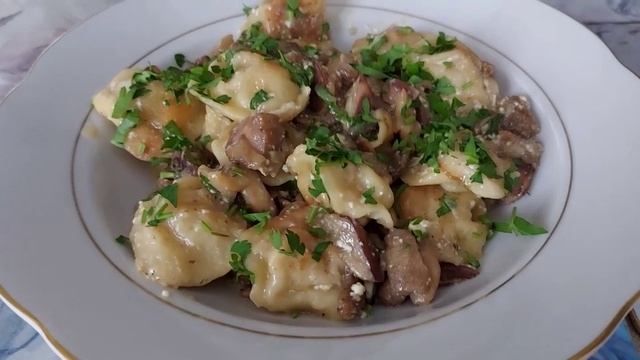 Жаренные пельмени с грибами (1)