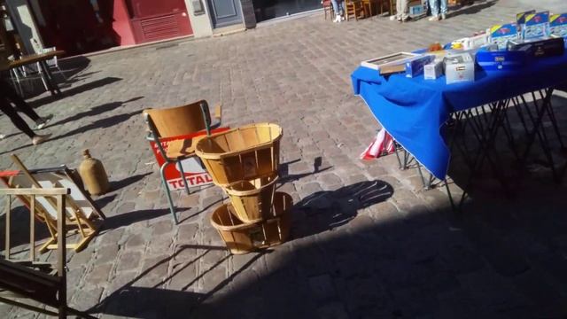 Франция. Грандиозный блошиный рынок в Дижоне смотреть онлайн